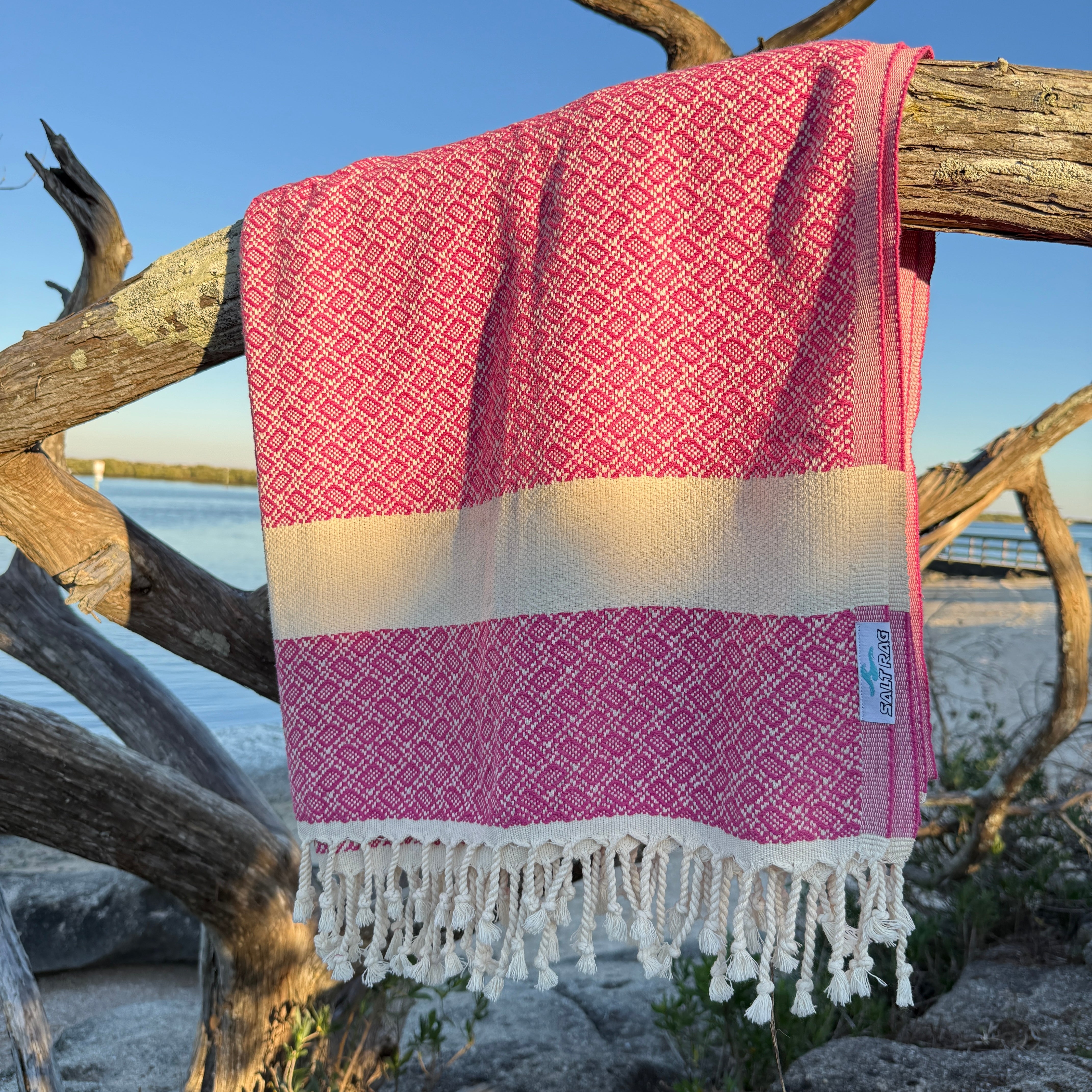 The Crab Trap Rag (Pink) – Salt Rag™ Turkish Beach Towel