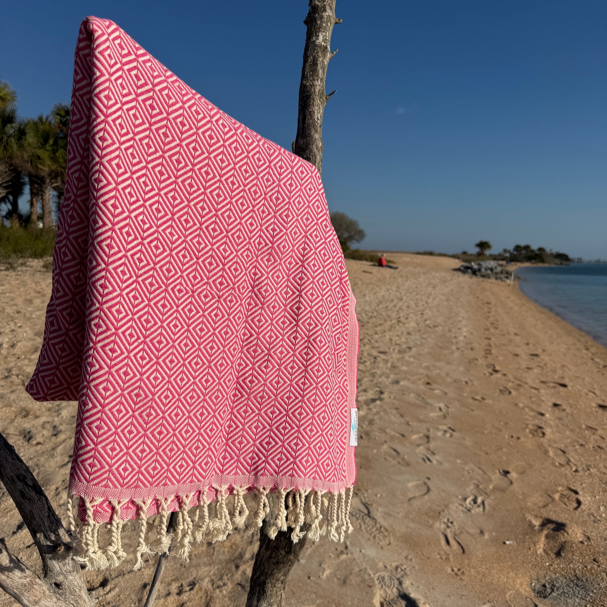The Sandbar Rag (pink) – Salt Rag™ Turkish Beach Towel