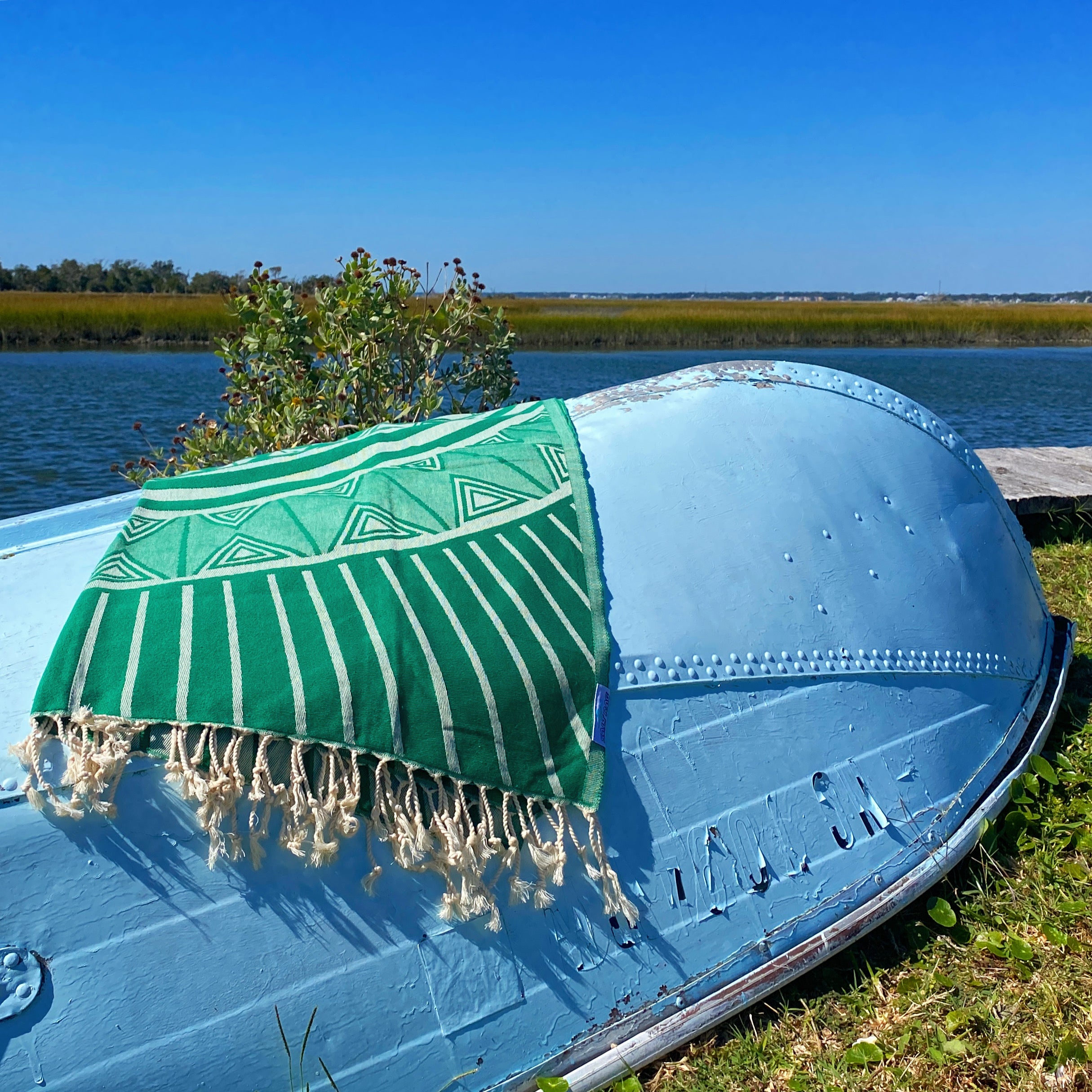 The Island Rag (Green) – Salt Rag™ Turkish Beach Towel