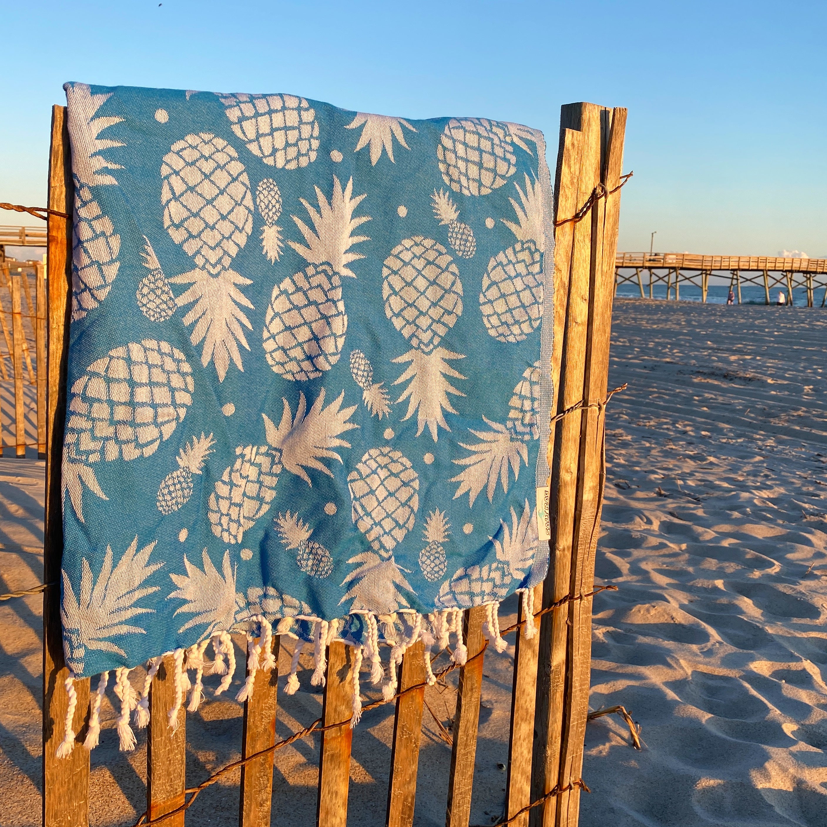 The Pineapple Rag (Blue) – Salt Rag™ Turkish Beach Towel